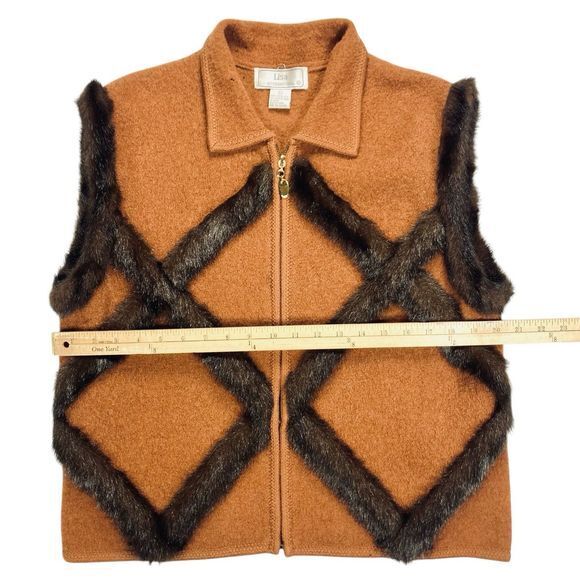 Lisa International Wool Vest Women L Brown Faux Fur Trim Bohemian Coastal Jacket - Picture 9 of 13